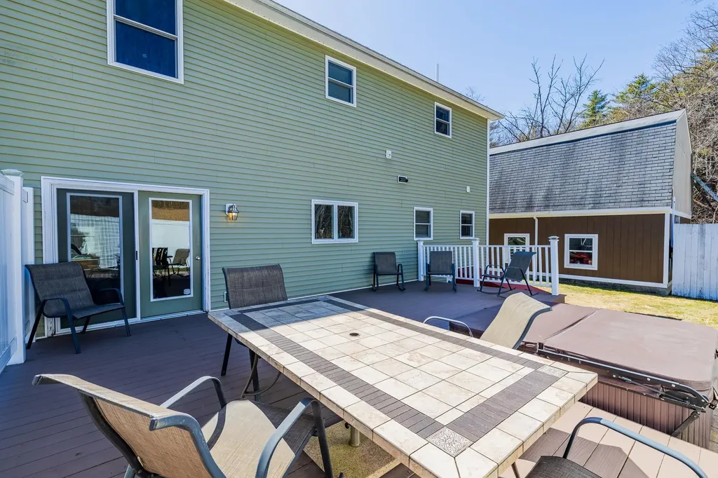 36 Dartmouth Avenue Lebanon NH 03766