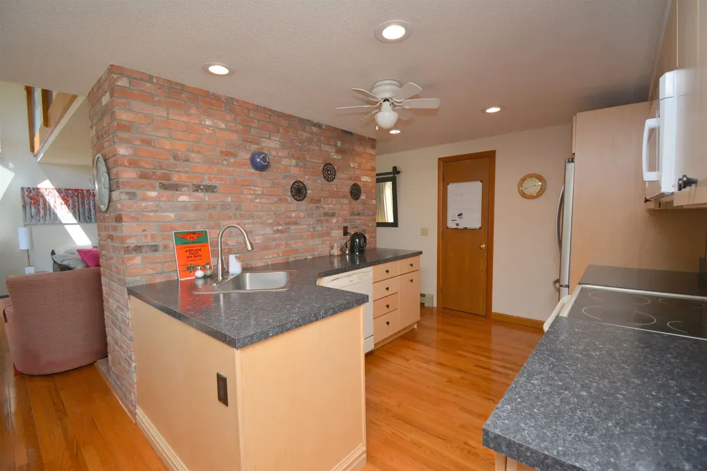 24 Barn Owl Overlook Grantham NH 03753