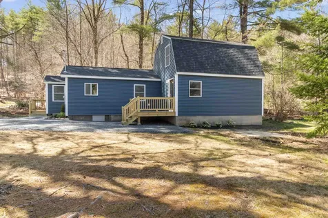 8 Goss Street Claremont NH 03743
