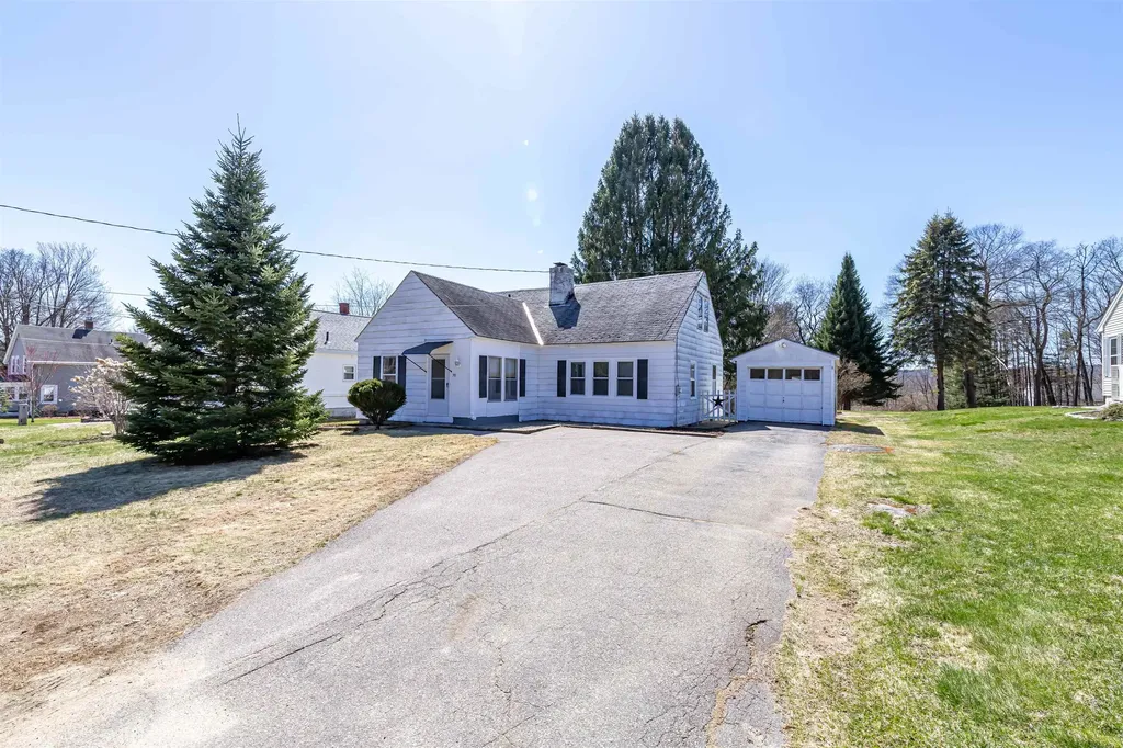 70 Clark Street Franklin NH 03235