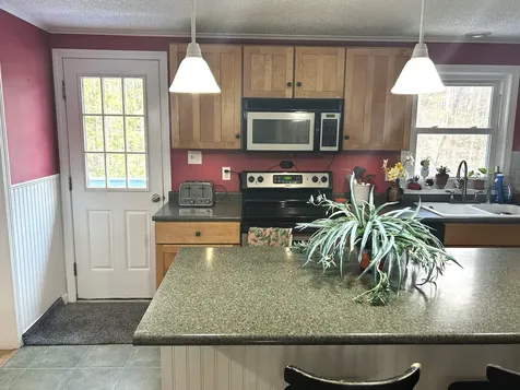 31 Rockwood Road Keene NH 03431