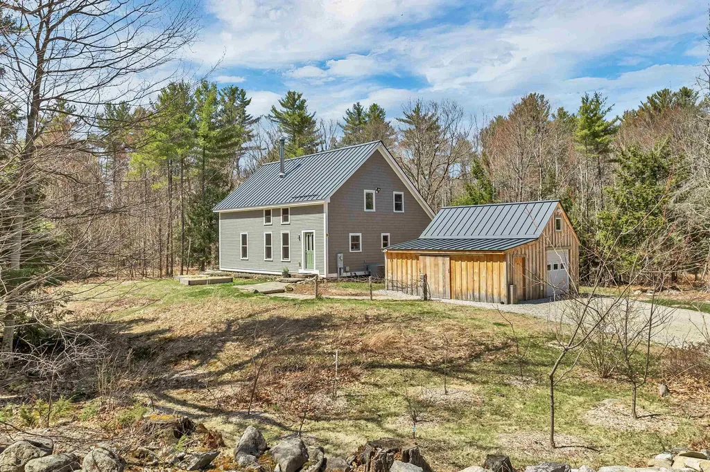 79 Gilmans Corner Road Alton NH 03809