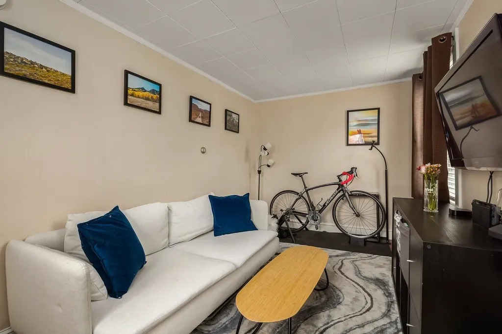 40 Concord Way Portsmouth NH 03801