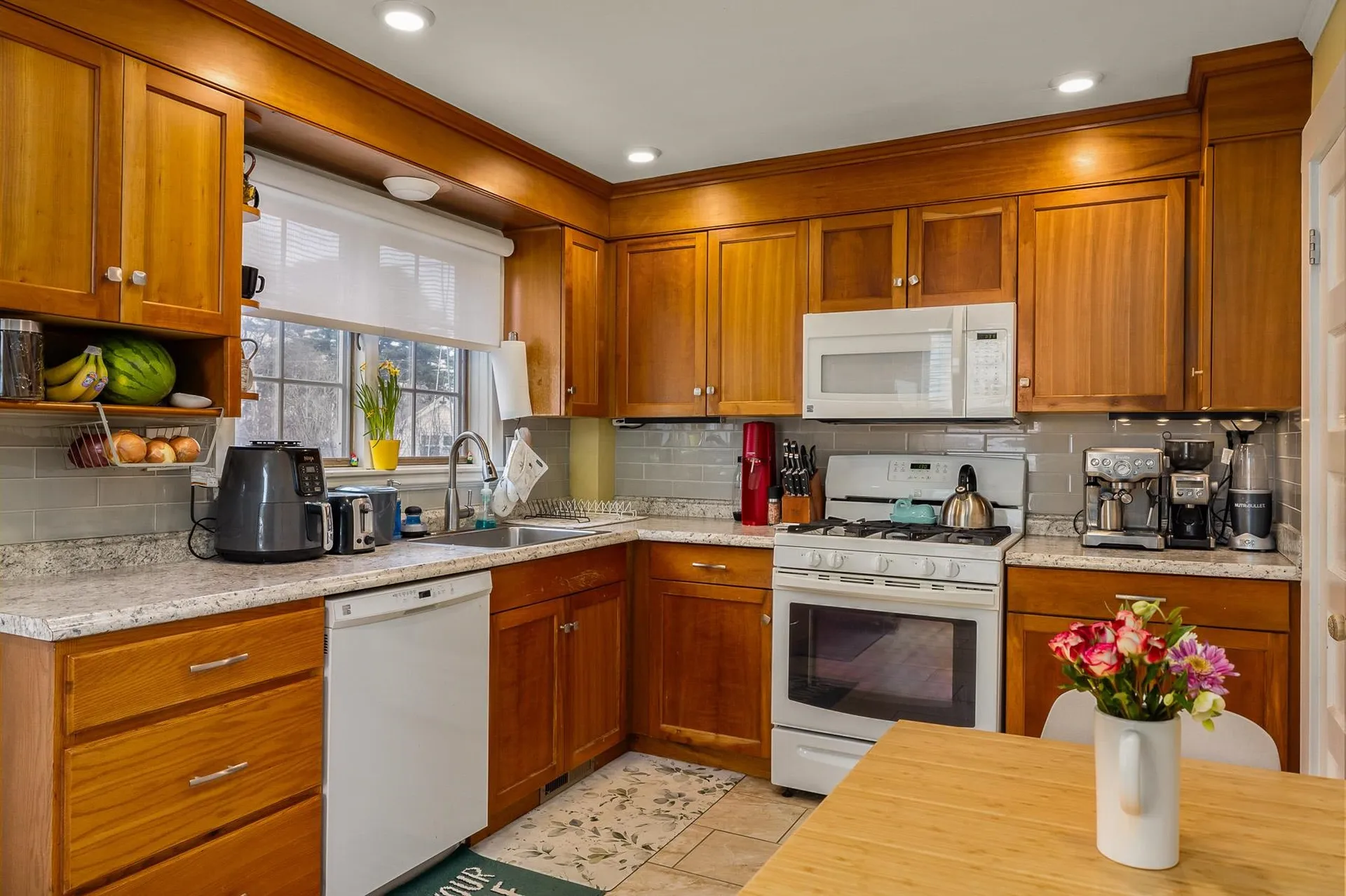 40 Concord Way Portsmouth NH 03801