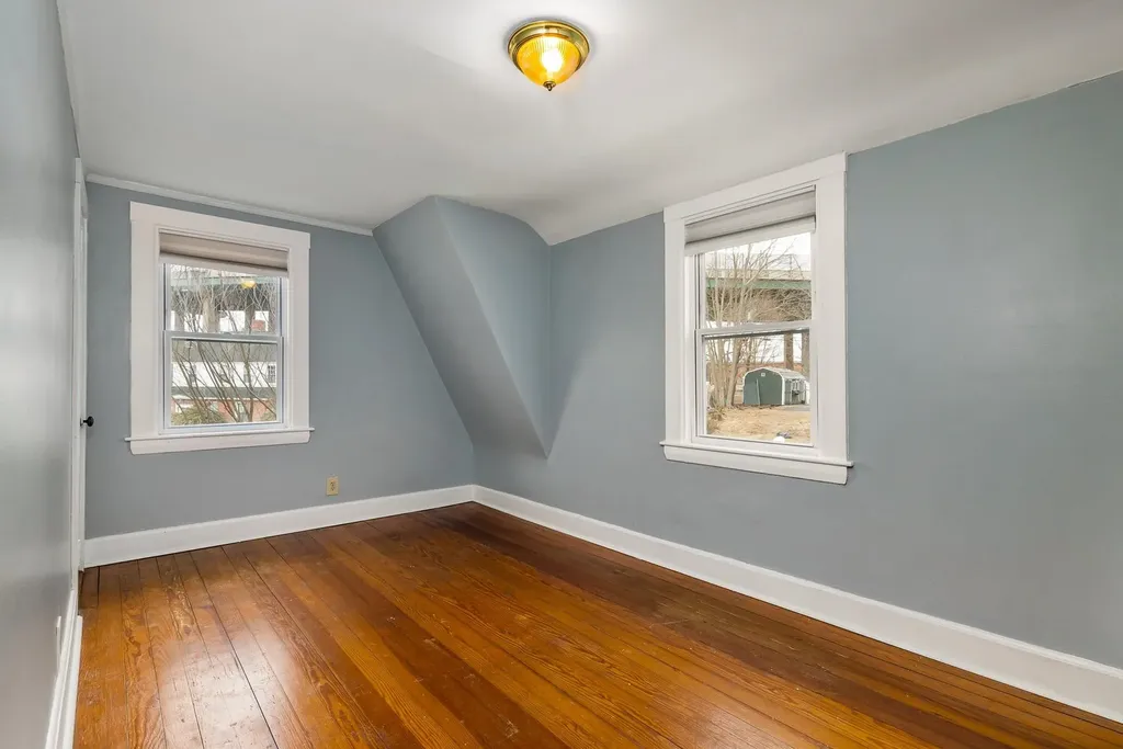 38 Concord Way Portsmouth NH 03801