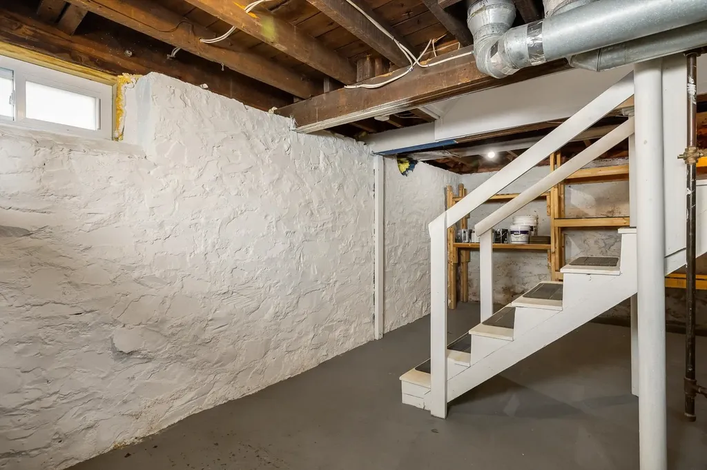 38 Concord Way Portsmouth NH 03801