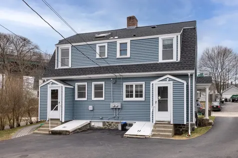 38 Concord Way Portsmouth NH 03801