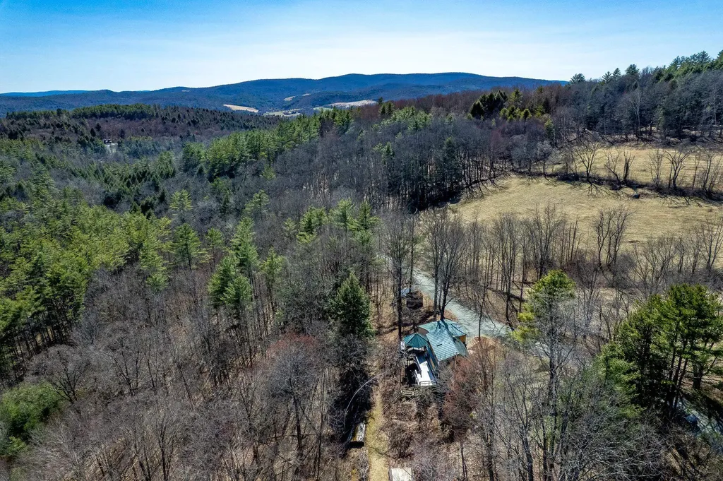 1165 Podunk Road Norwich VT 05055