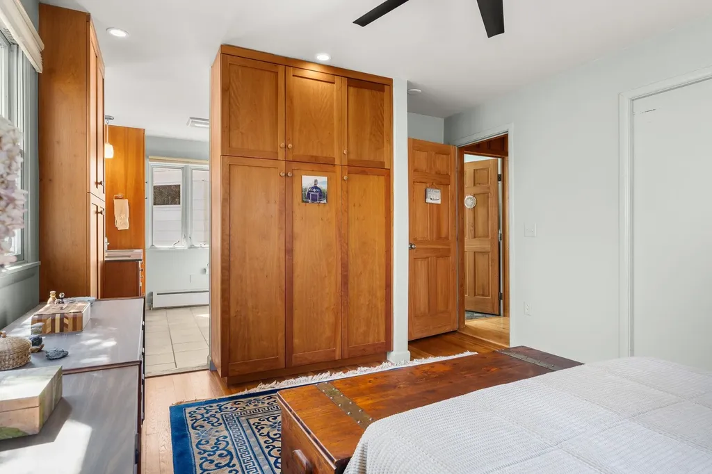 68 Ledge Road Burlington VT 05401