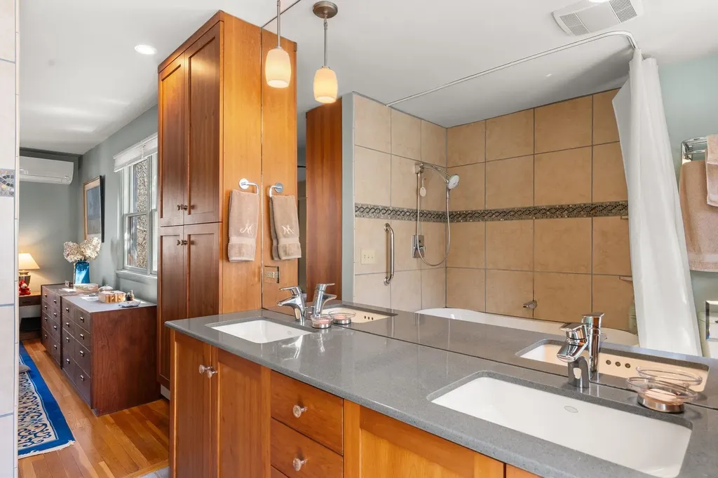 68 Ledge Road Burlington VT 05401