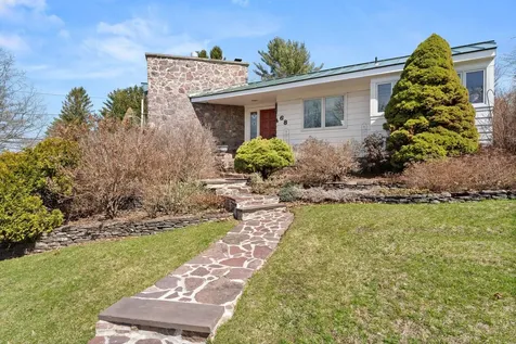 68 Ledge Road Burlington VT 05401