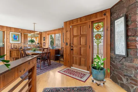 68 Ledge Road Burlington VT 05401