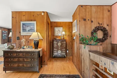 68 Ledge Road Burlington VT 05401