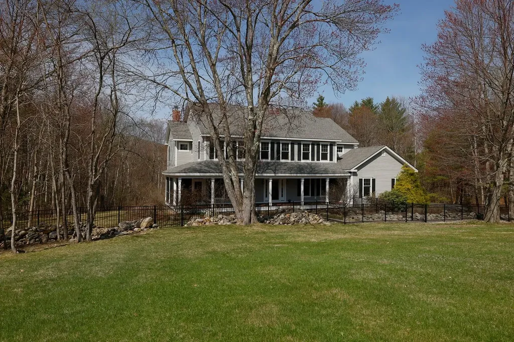 24 Coventry Road Concord NH 03301