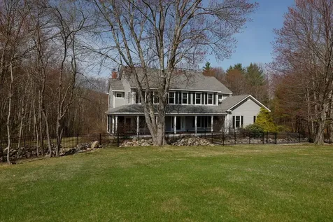 24 Coventry Road Concord NH 03301