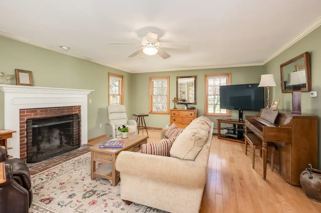 20 Sumac Lane Durham NH 03824