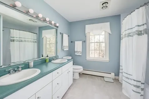 20 Sumac Lane Durham NH 03824