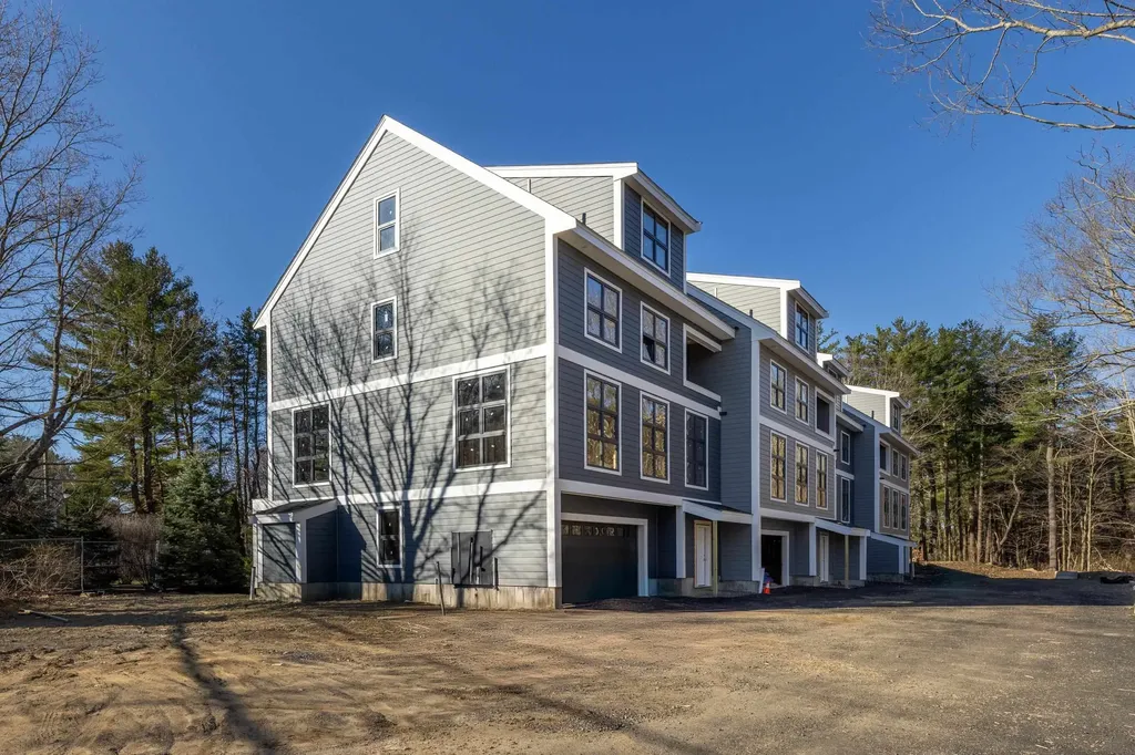 1155 Sagamore Avenue Portsmouth NH 03801-0000