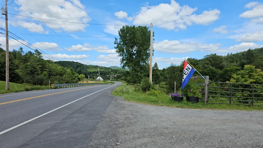 2263 Us Route 2 Marshfield VT 05658-7149