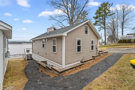 221 Weirs Boulevard Laconia NH 03246