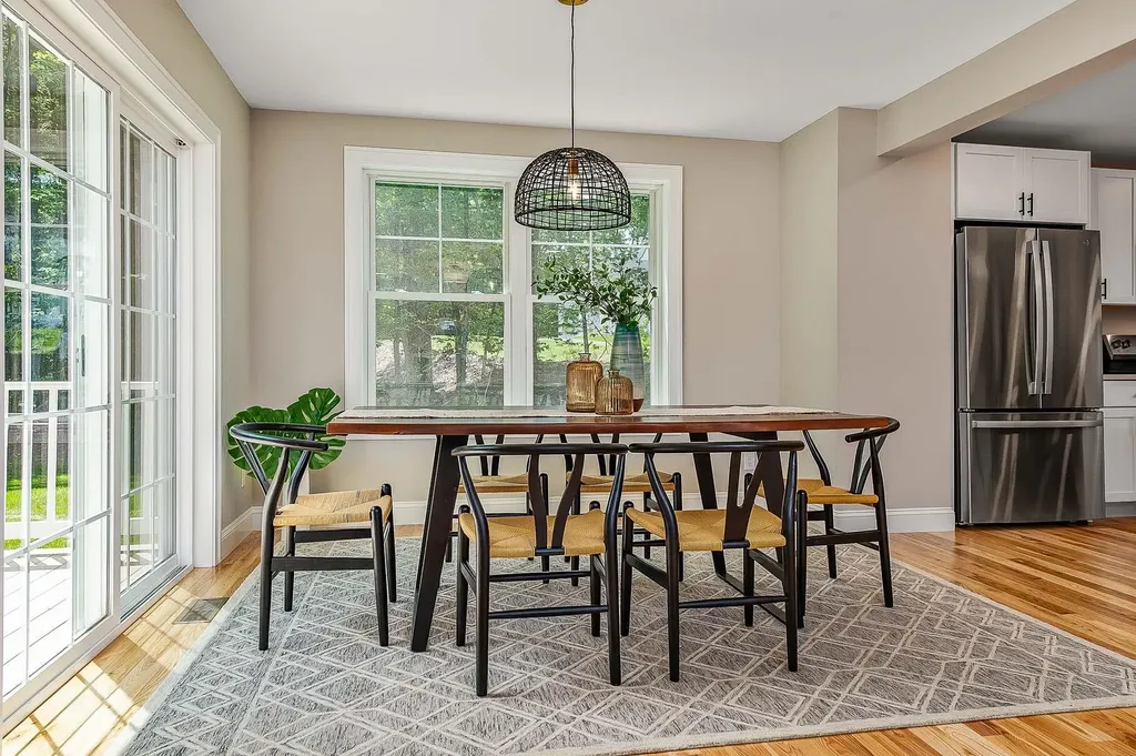 113 North River Road Epping NH 03042