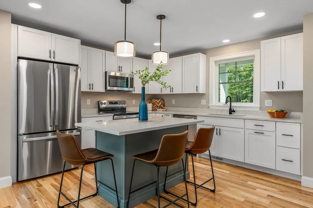 113 North River Road Epping NH 03042