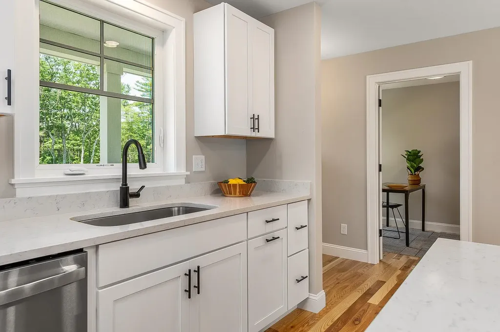 113 North River Road Epping NH 03042