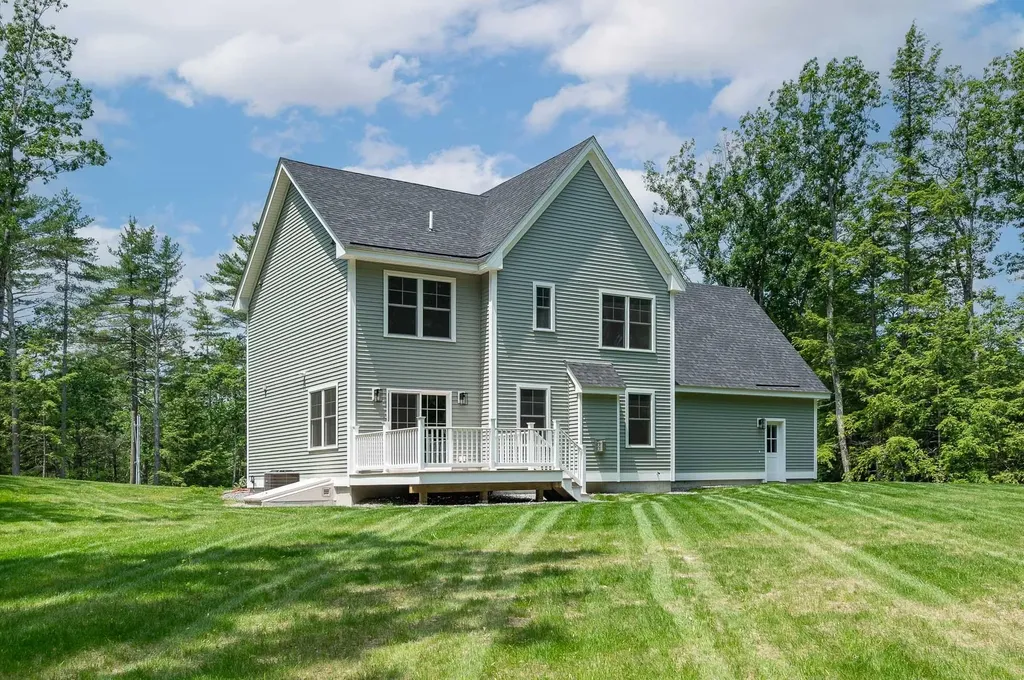 113 North River Road Epping NH 03042