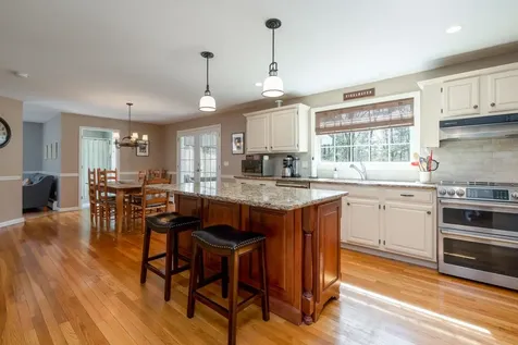 120 King Road Bedford NH 03110