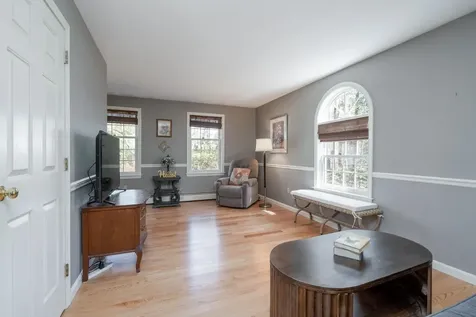 120 King Road Bedford NH 03110
