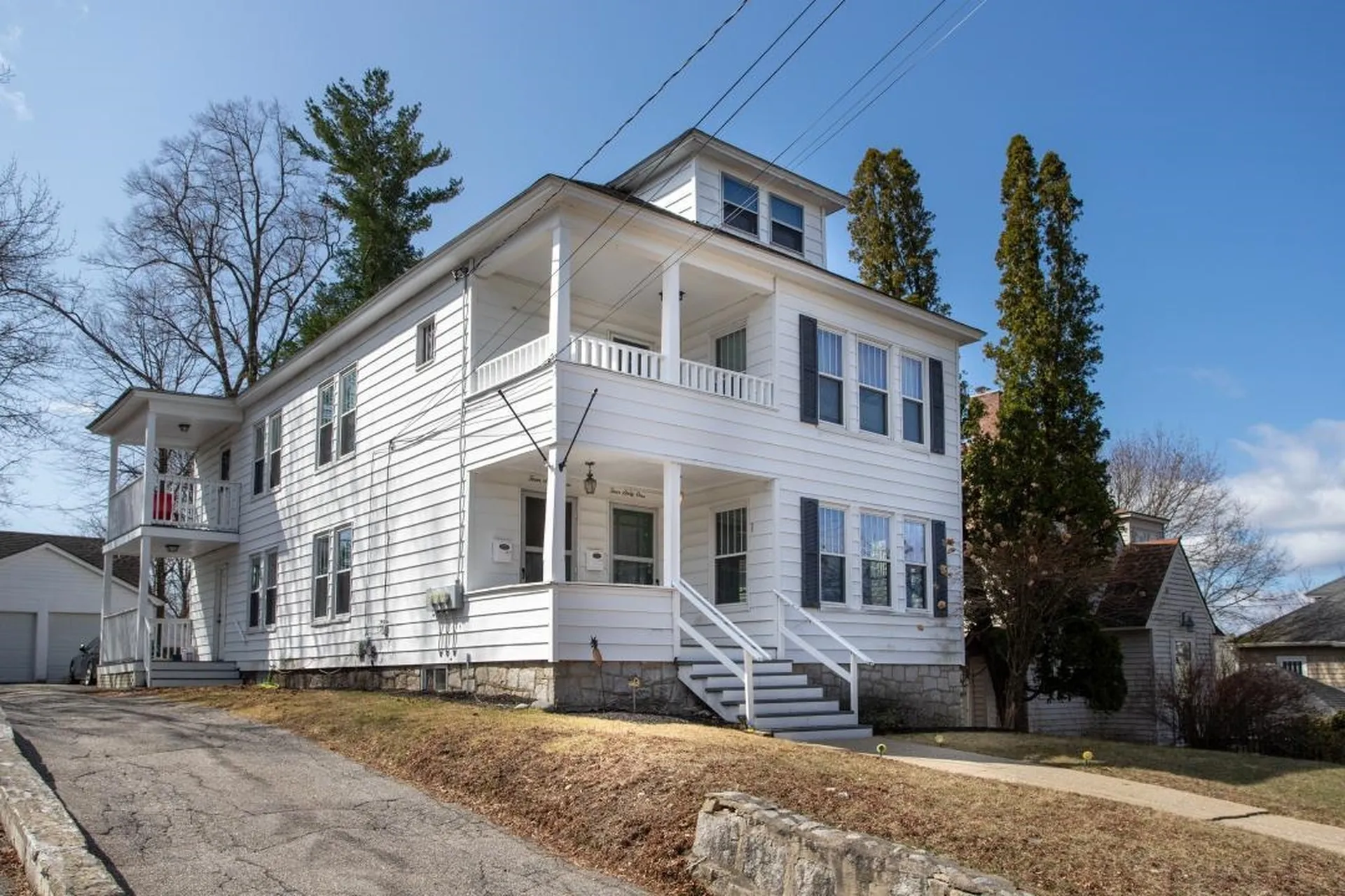 461 Lowell Street Manchester NH 03104