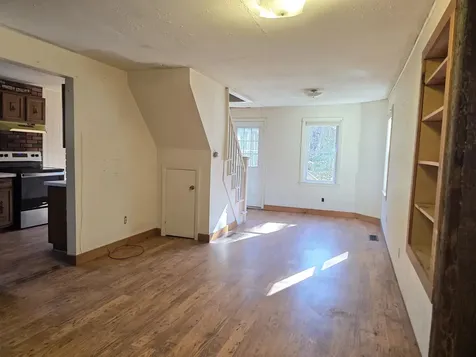 28 Bishops Loop Windsor VT 05089