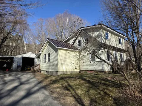 28 Bishops Loop Windsor VT 05089