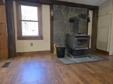 28 Bishops Loop Windsor VT 05089