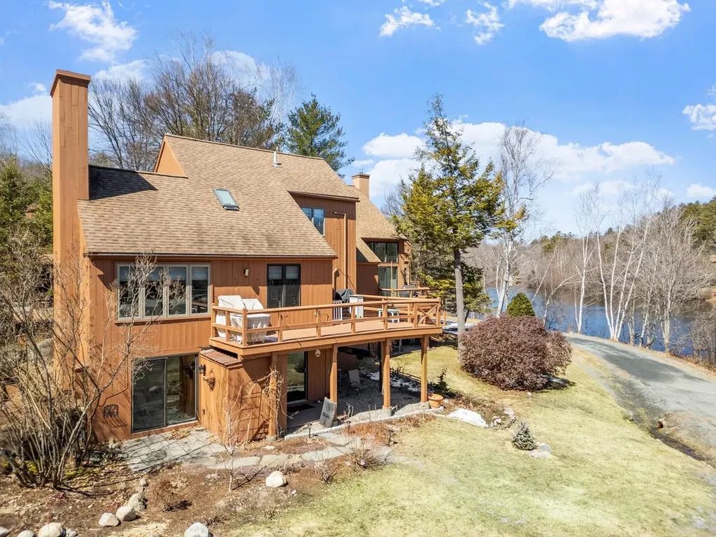 828 Covered Bridge Lane Grantham NH 03753