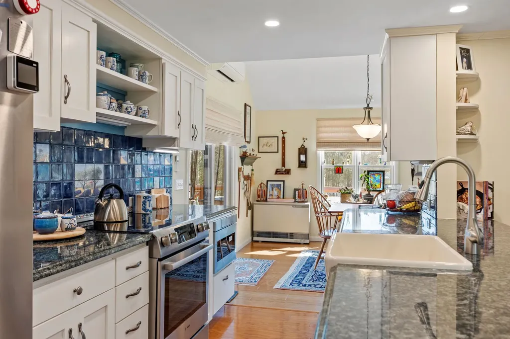 828 Covered Bridge Lane Grantham NH 03753