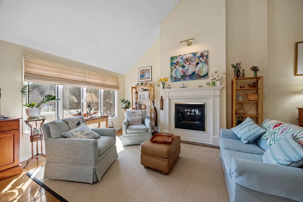 828 Covered Bridge Lane Grantham NH 03753