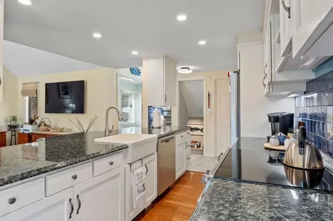 828 Covered Bridge Lane Grantham NH 03753