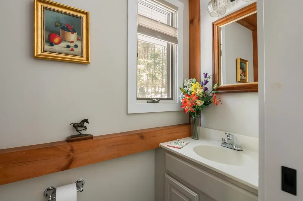 51 Anderson Pond Road Grantham NH 03753