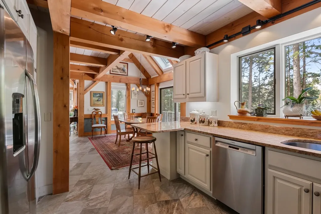 51 Anderson Pond Road Grantham NH 03753