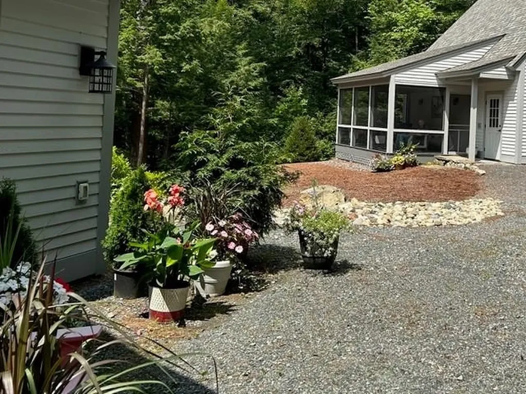 51 Anderson Pond Road Grantham NH 03753