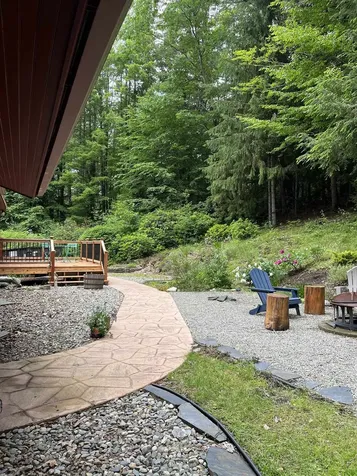 6940 Coolidge Highway Guilford VT 05301