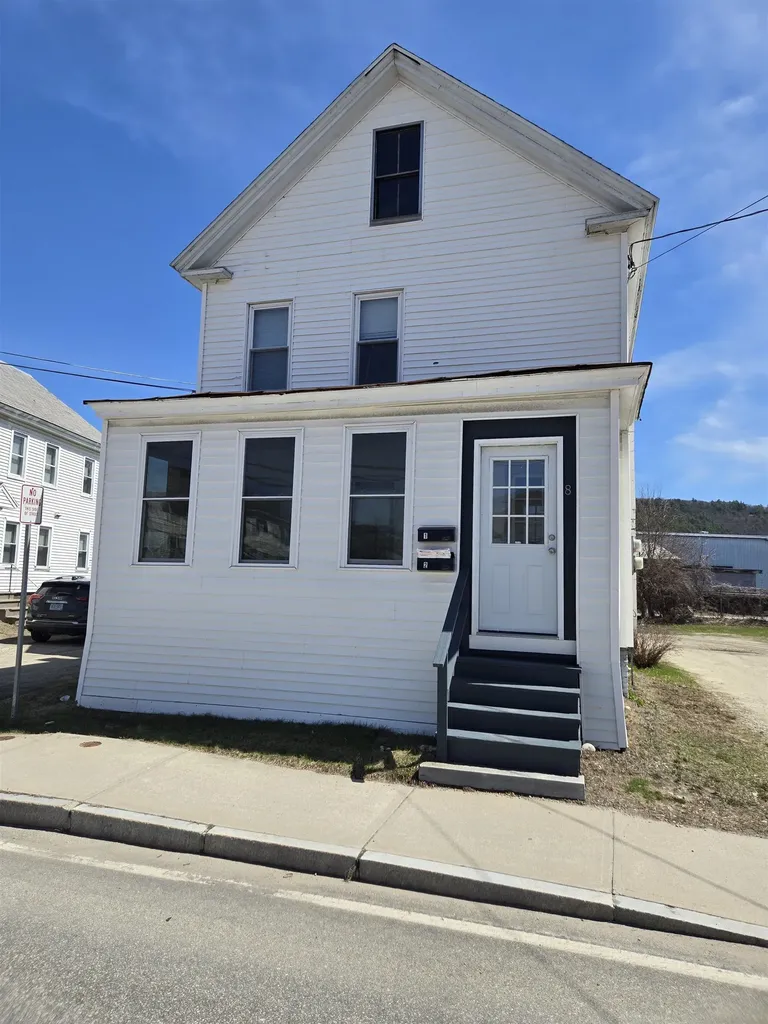 8 Grove Street Keene NH 03431
