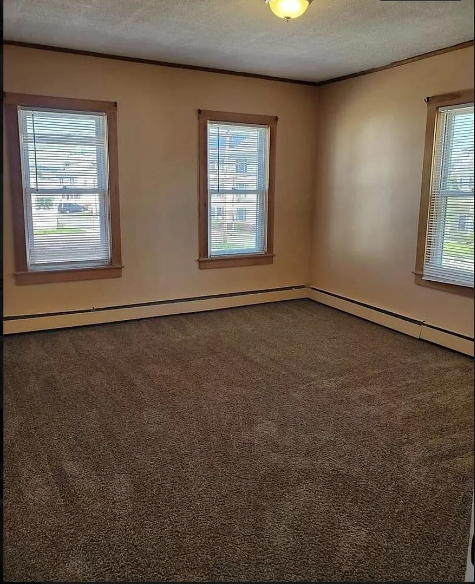 8 Grove Street Keene NH 03431