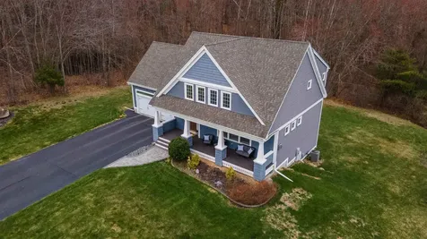 46 Grouse Run Pelham NH 03076