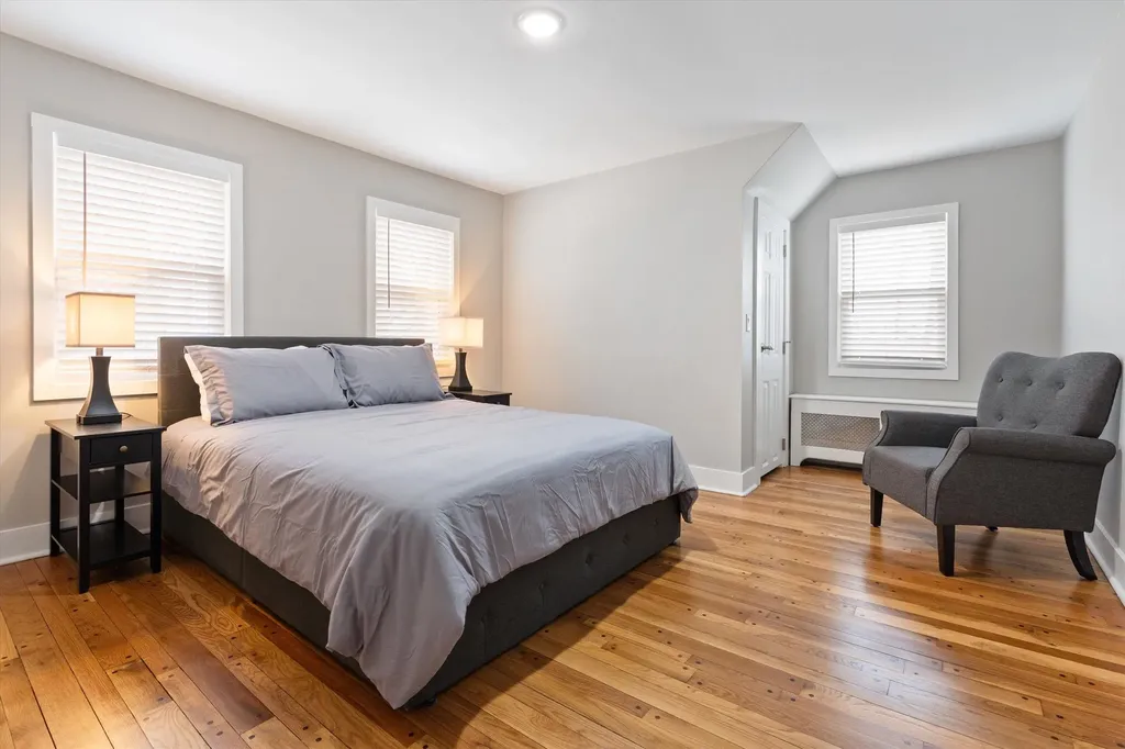 4 Geneva Street Manchester NH 03102