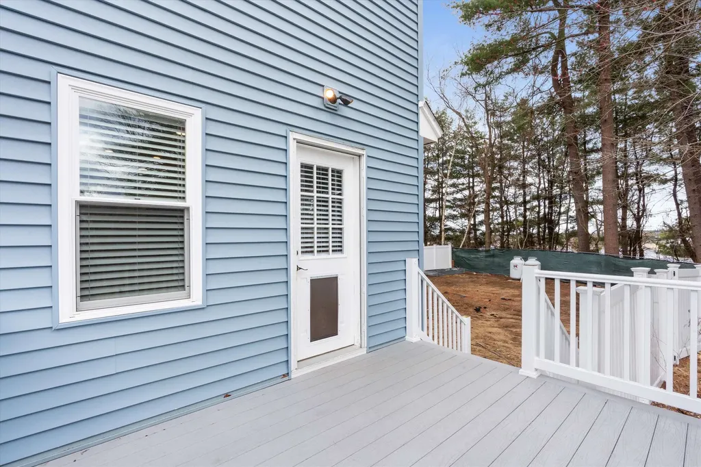 4 Geneva Street Manchester NH 03102