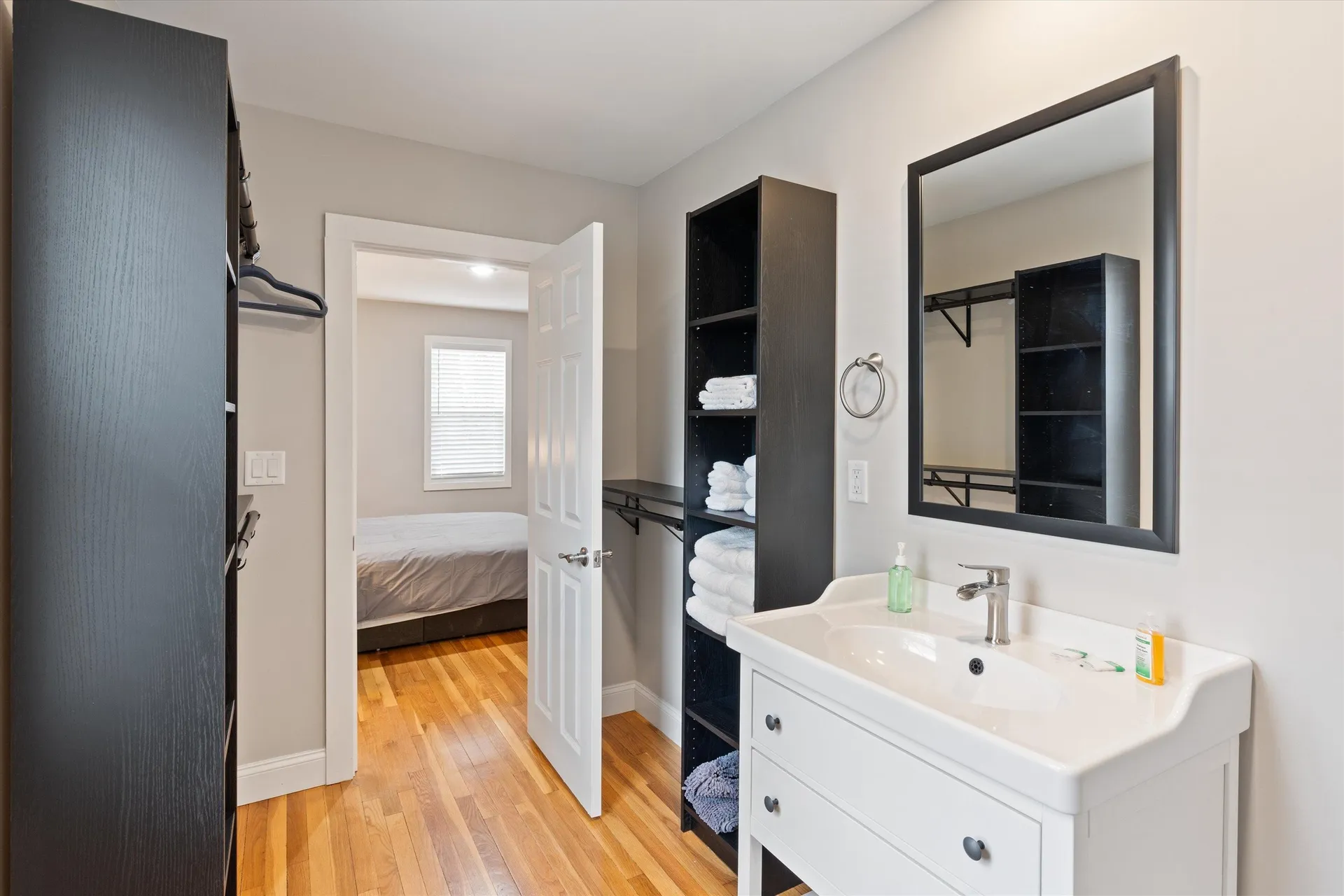 4 Geneva Street Manchester NH 03102