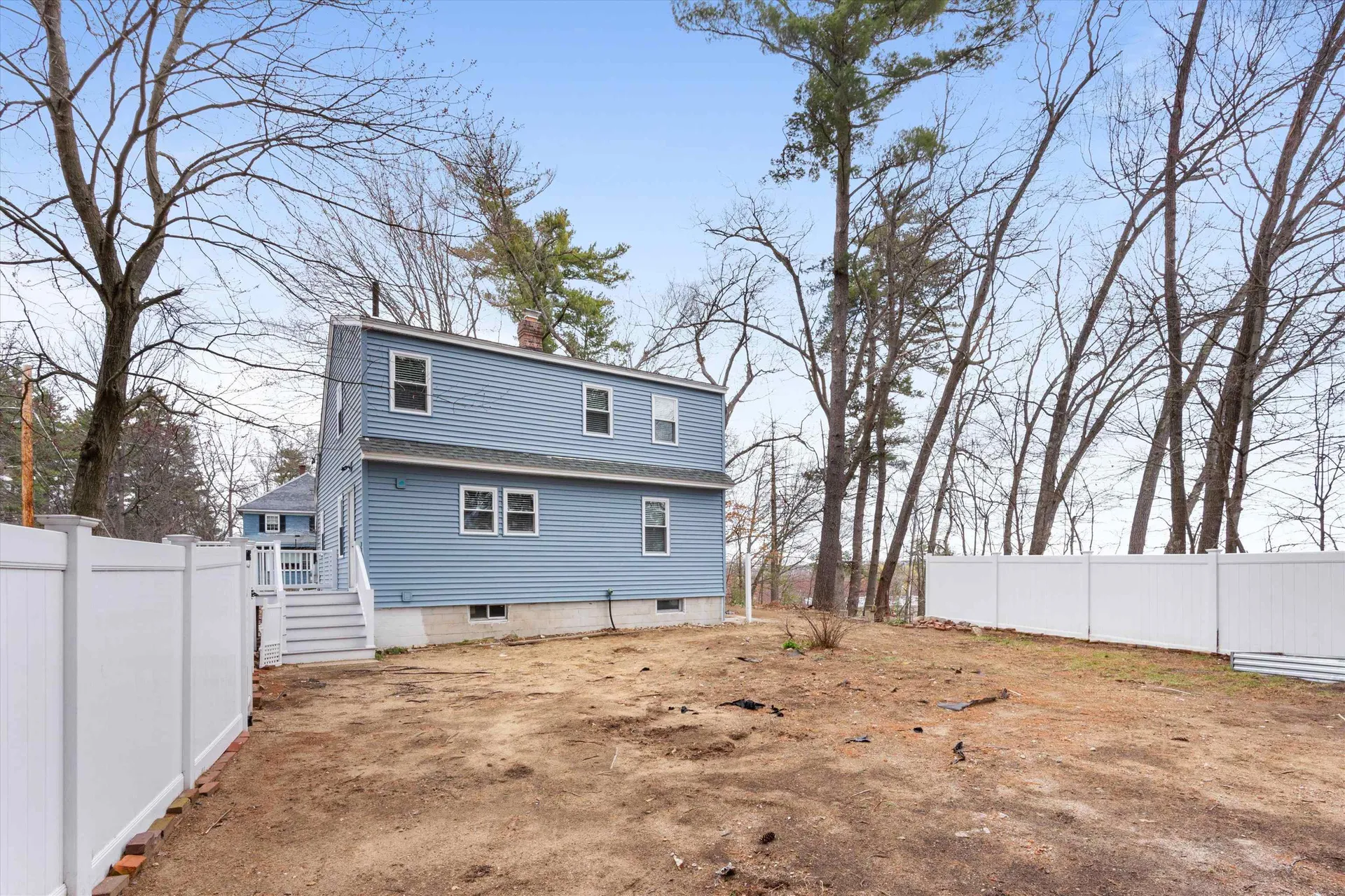 4 Geneva Street Manchester NH 03102