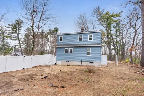 4 Geneva Street Manchester NH 03102